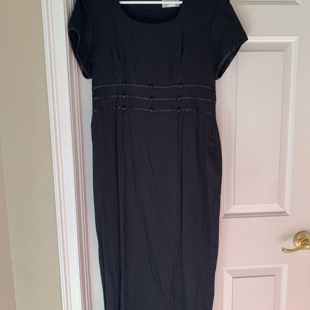 DJI Black Midi Sheath Dress with Waist Trim
